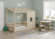 Domečková postel s dřevěnou střechou + zástěna s oknem + dřevěný komín Fairy - v prostoru